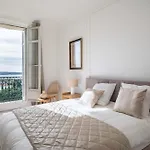 Sublime Fully Renovated One Bedroom With Sea View