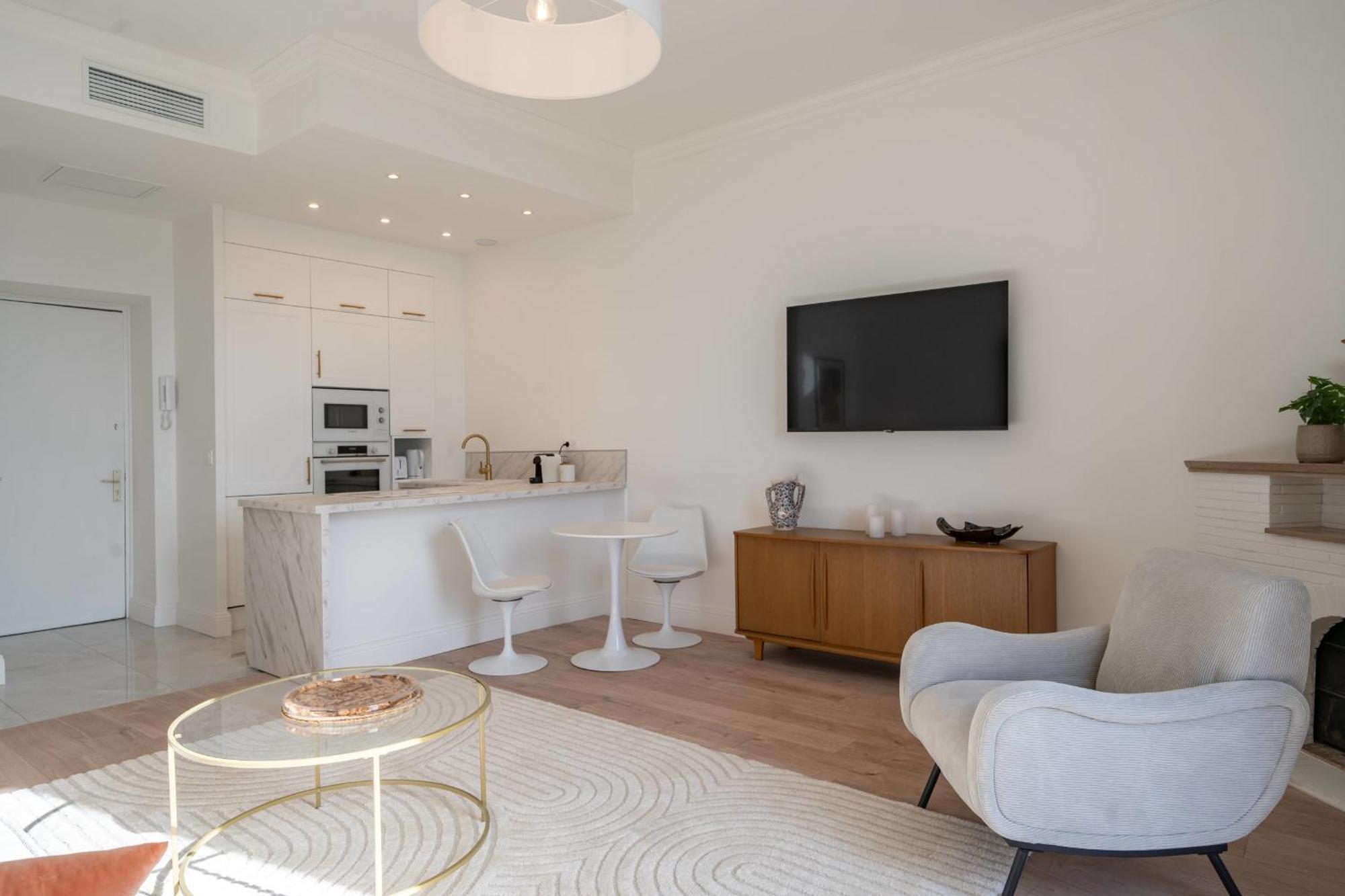 Appartement Sublime Fully Renovated One Bedroom With Sea View